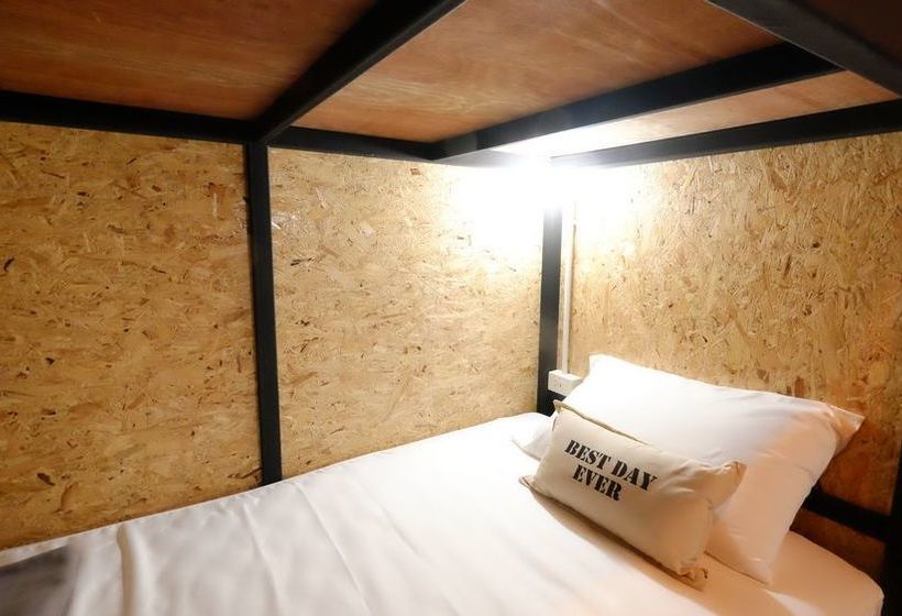 Me Hostel Koh Lipe 8