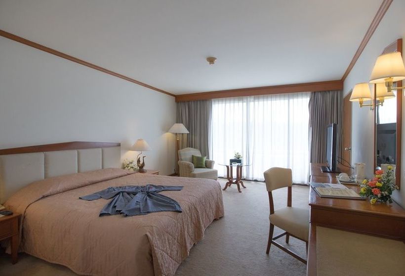 Hotel The Royal Chiang Mai Golf Resort 8