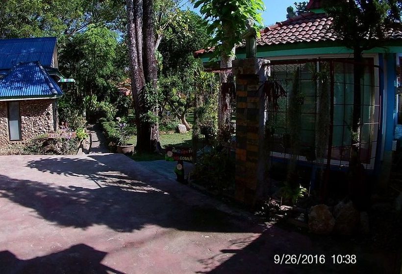 Hotel Riverside Homestay 1