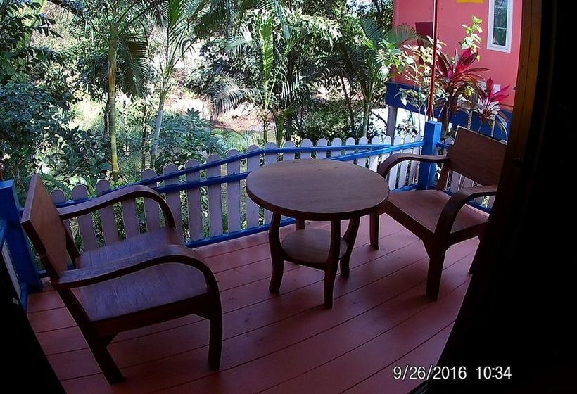 Hotel Riverside Homestay 10