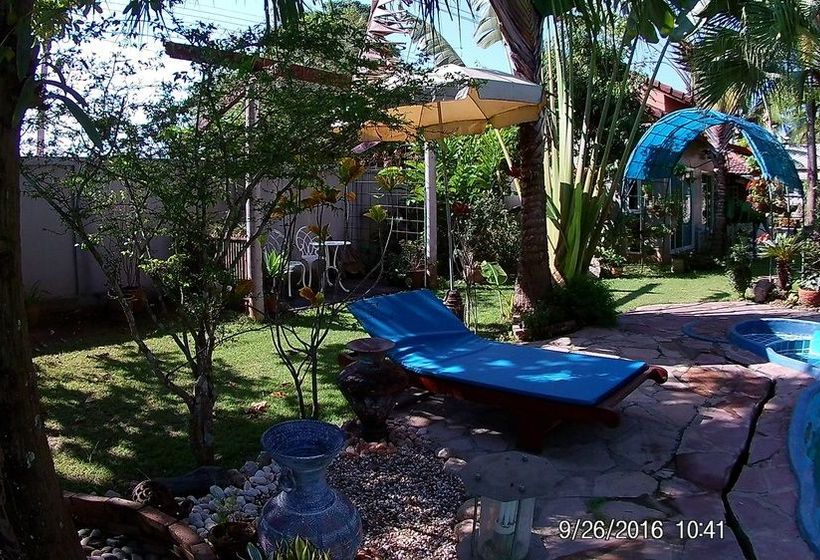 Hotel Riverside Homestay 13