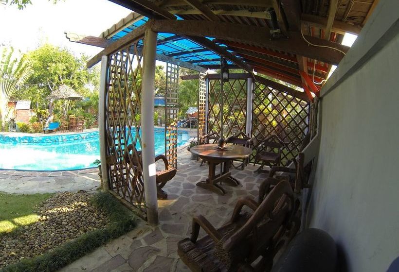 Hotel Riverside Homestay 14