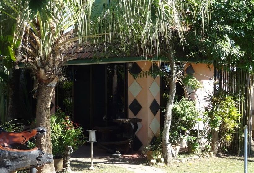 Hotel Riverside Homestay 4