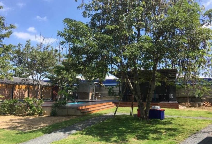 Hotel Bakeriana Villa & Pool Chiang Mai