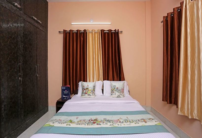 Hotel Oyo 10339 Sr Corporate Guest House 11