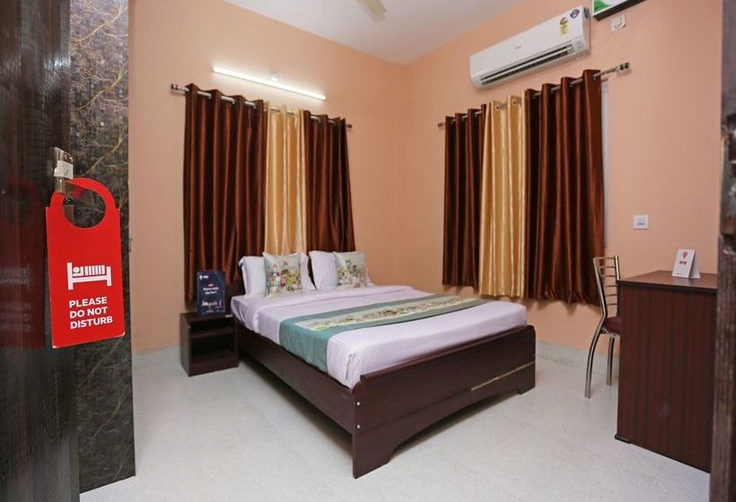 Hotel Oyo 10339 Sr Corporate Guest House 12