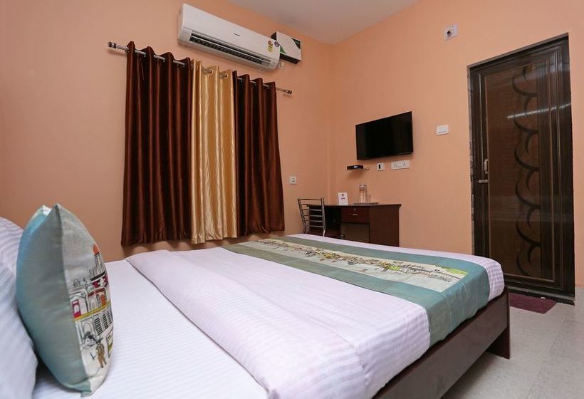 Hotel Oyo 10339 Sr Corporate Guest House 2