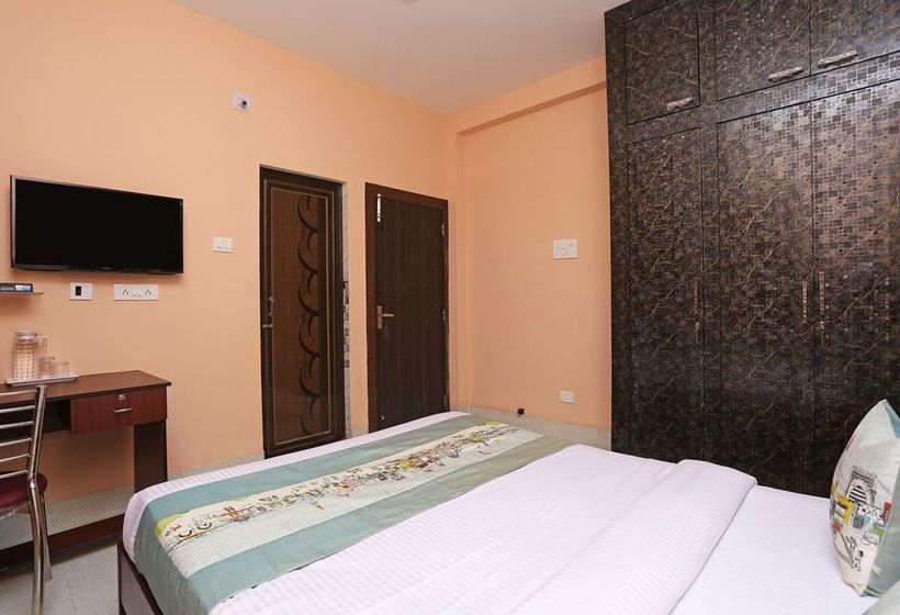 Hotel Oyo 10339 Sr Corporate Guest House 6