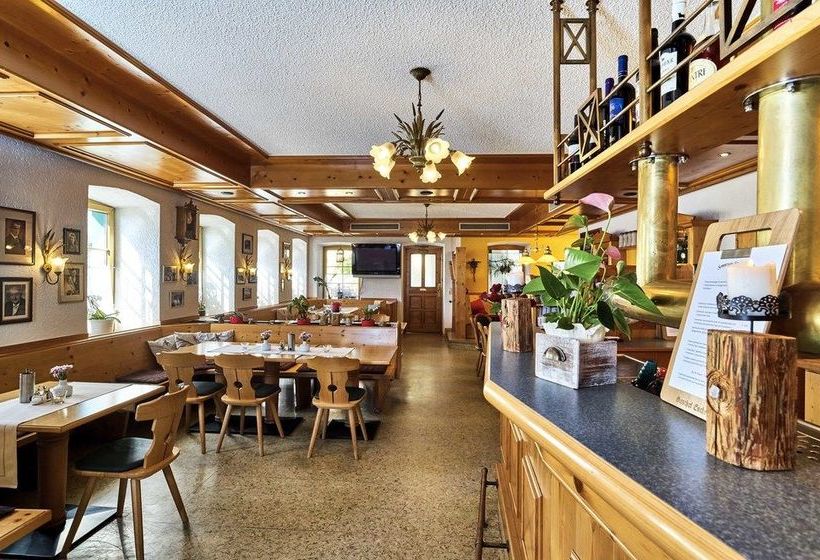 Hotel Gasthof Escherich 12