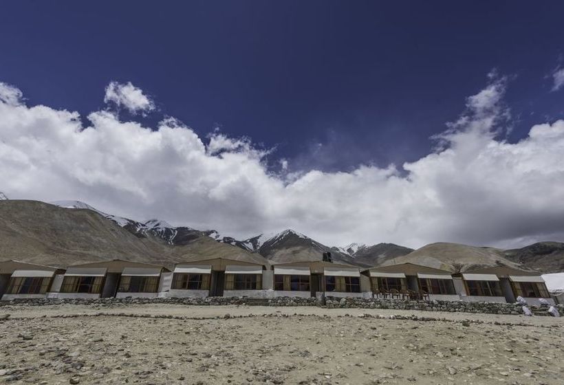 Hotel Pangong Holiday Cottages 10