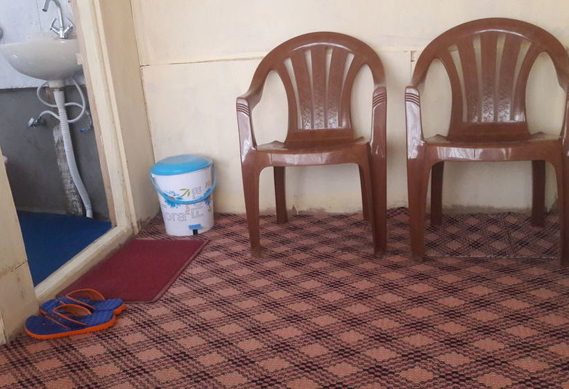 Hotel Pangong Holiday Cottages 5