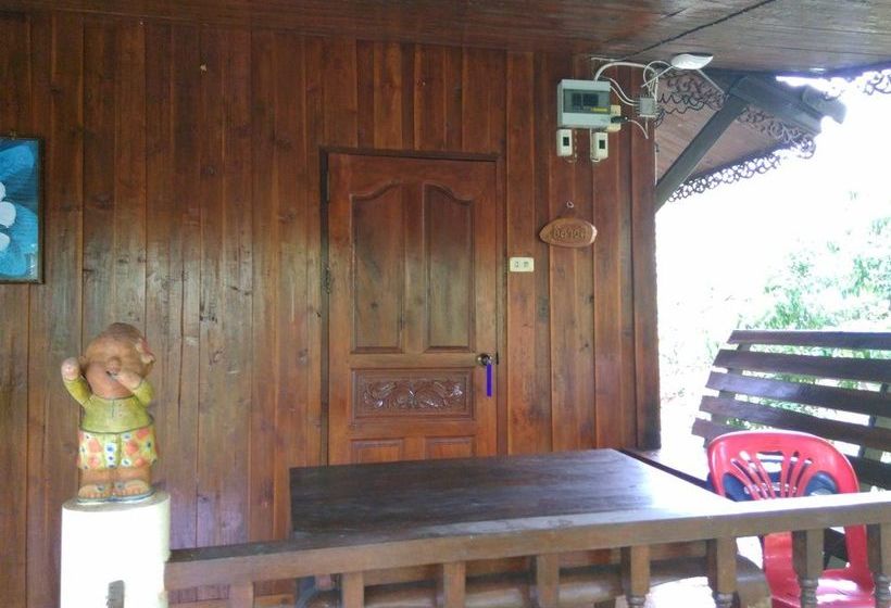 Hotel Rueanphen Homestay 12