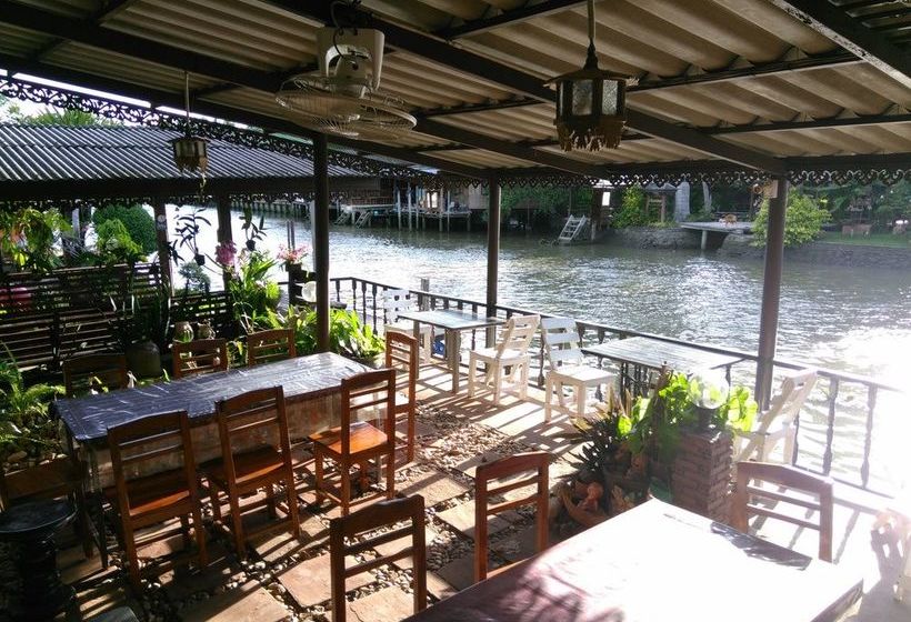 Hotel Rueanphen Homestay 15