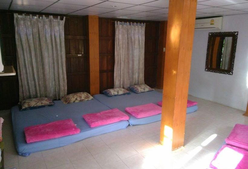 Hotel Rueanphen Homestay 5