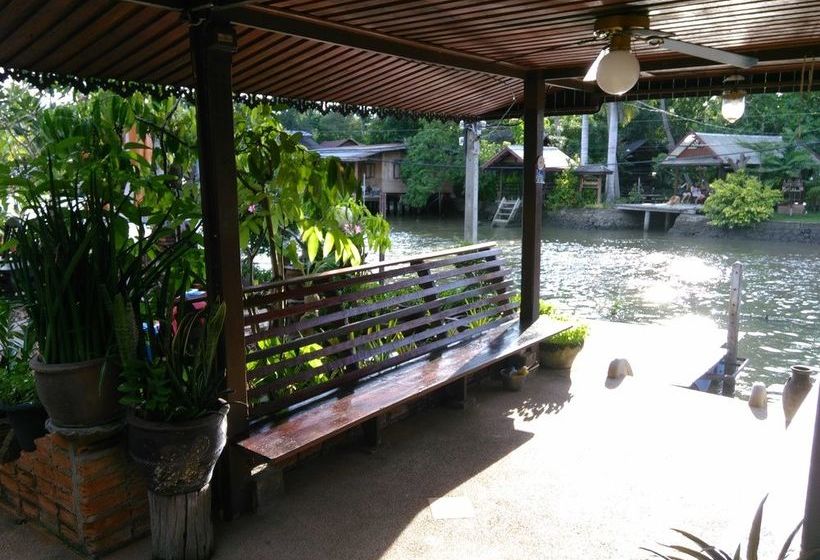 Hotel Rueanphen Homestay 9