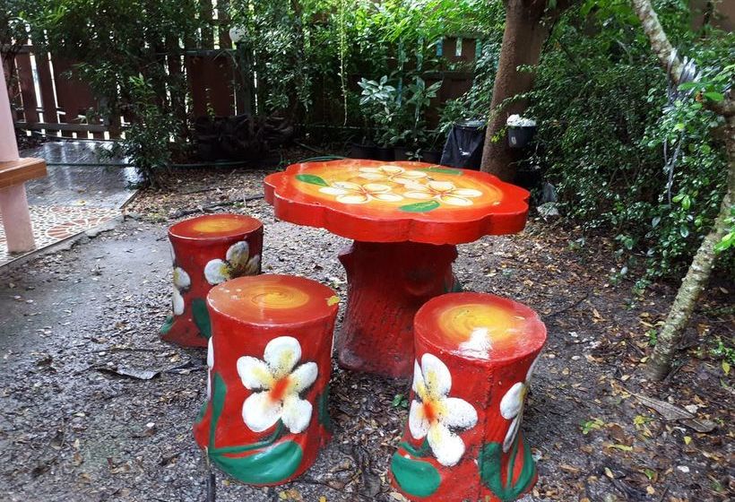 Hotel Baan Suan Hinghoy 15