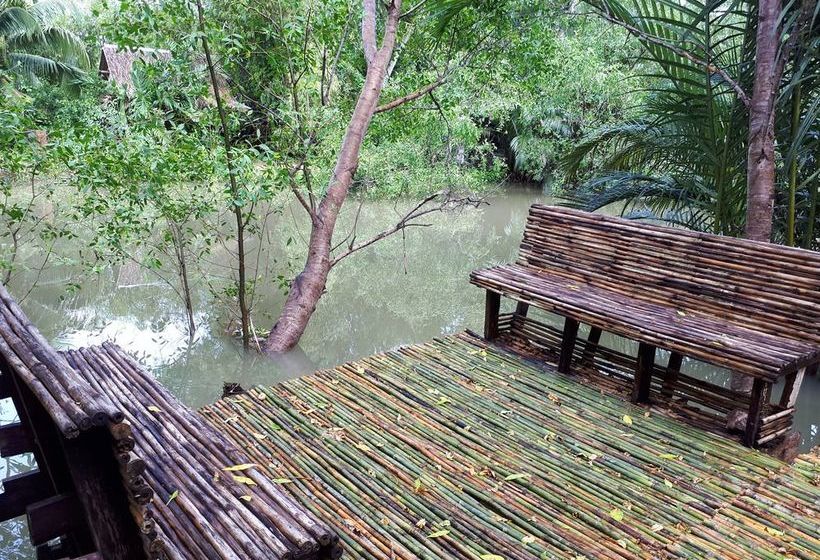 Hotel Baan Suan Hinghoy 18