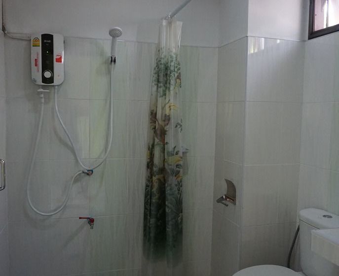 Hotel Kanoktid Place 15