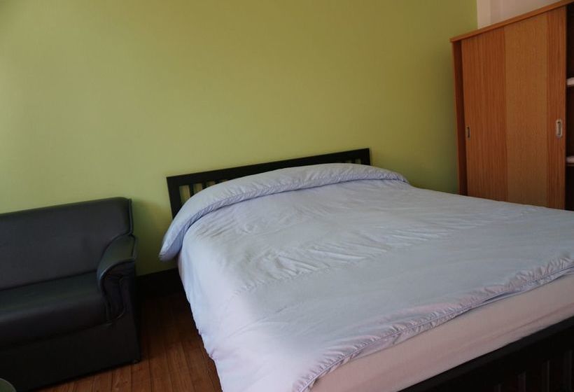 Hotel Kanoktid Place 8