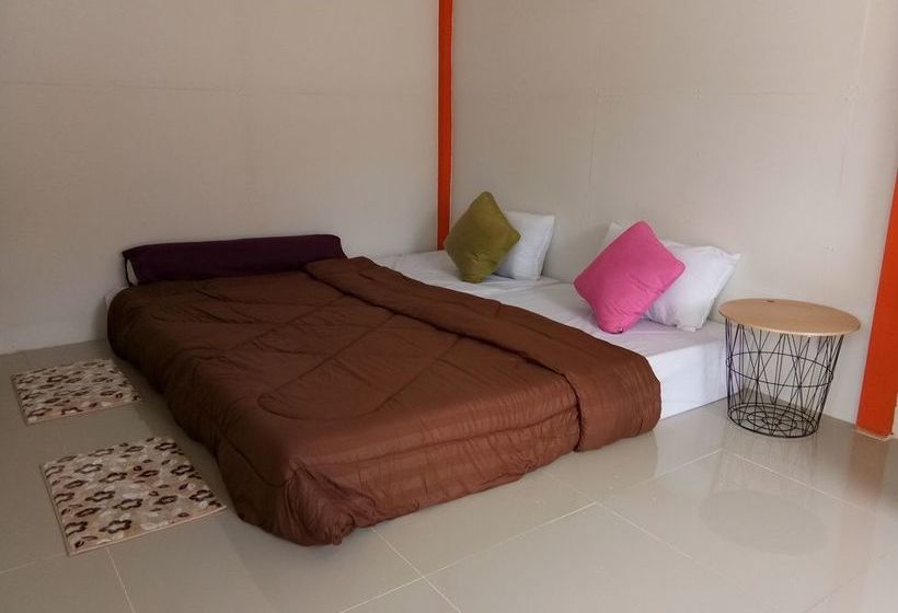 Hotel Pattamatararin 10