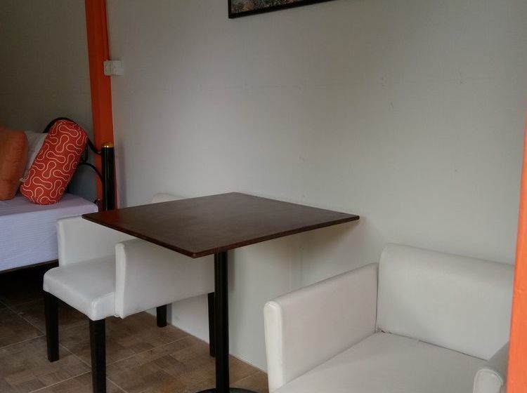 Hotel Pattamatararin 18