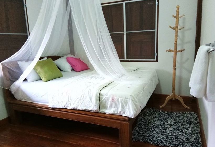 Hotel Pattamatararin 9