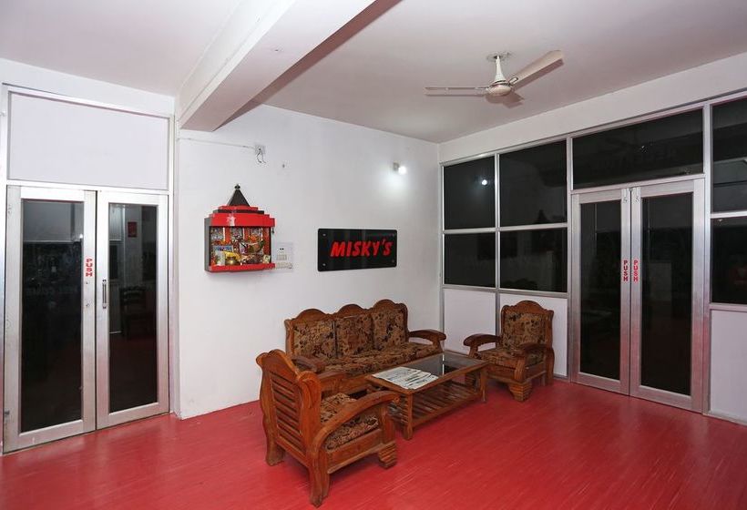 Hotel Oyo 4110 Near Apollo Hospital 3