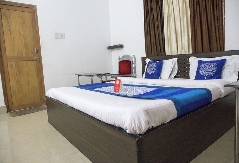 Hotel Oyo 4110 Near Apollo Hospital 5