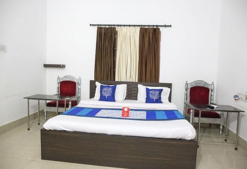 Hotel Oyo 4110 Near Apollo Hospital 6