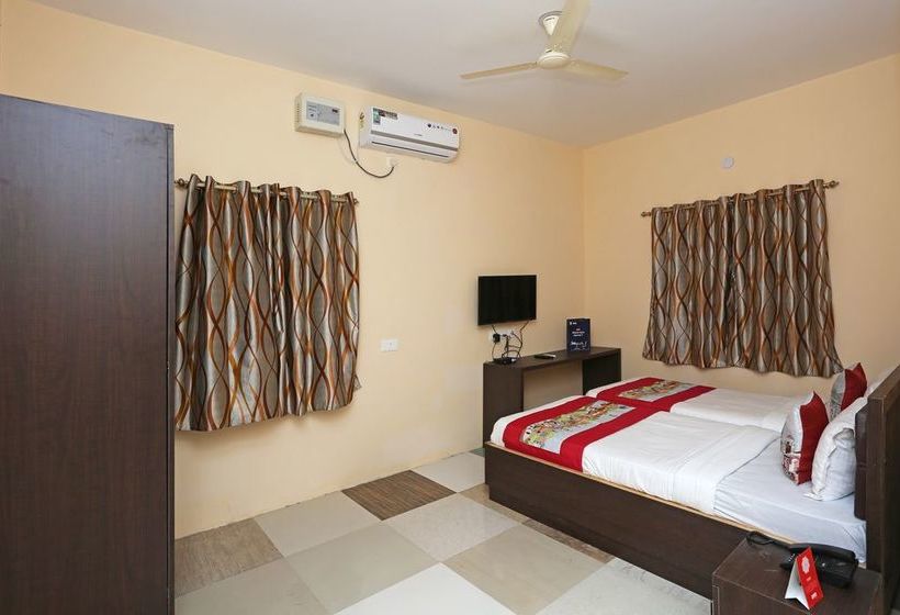 Hotel Oyo 8858 The Corpz Inn 8