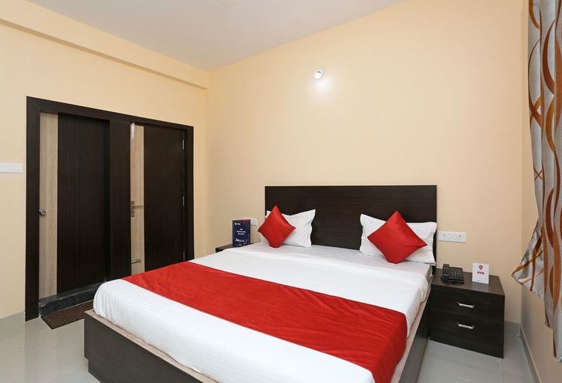 Hotel Oyo 8858 The Corpz Inn 9