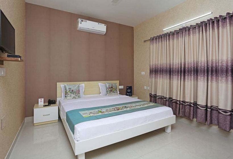 Oyo 10226 Hotel 7sandz Cuttack Odisha