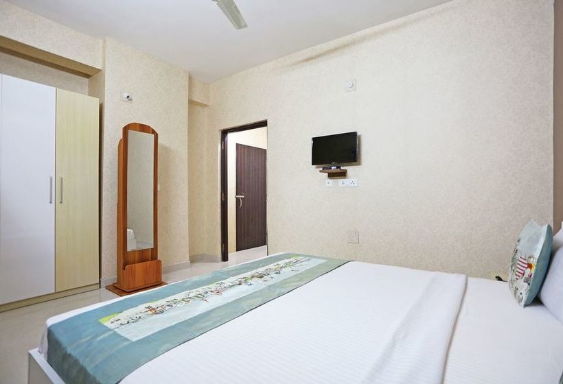 Oyo 10226 Hotel 7sandz 13