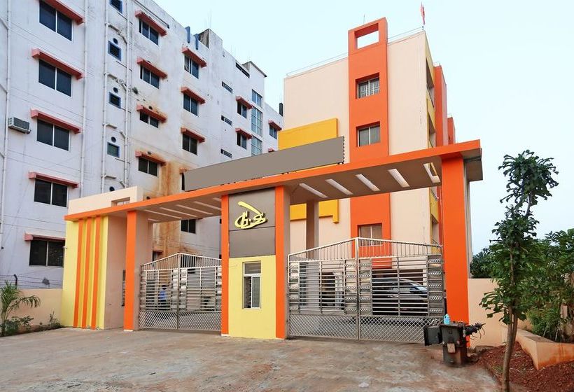 Oyo 9842 Hotel Shibani & Suhani 18