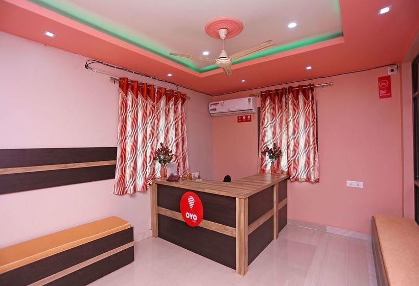 Oyo 9842 Hotel Shibani & Suhani 2