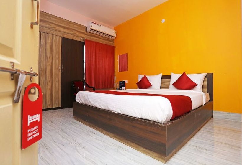 Oyo 9842 Hotel Shibani & Suhani 6