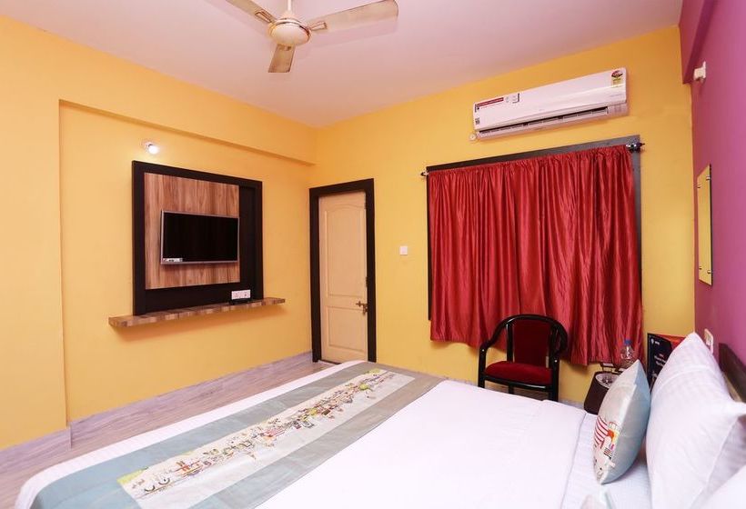 Oyo 9842 Hotel Shibani & Suhani 7