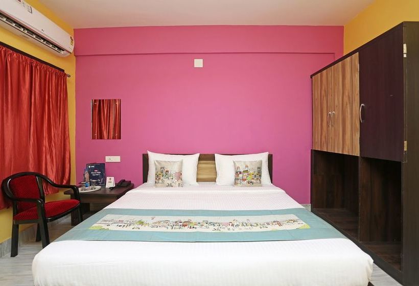 Oyo 9842 Hotel Shibani & Suhani 8