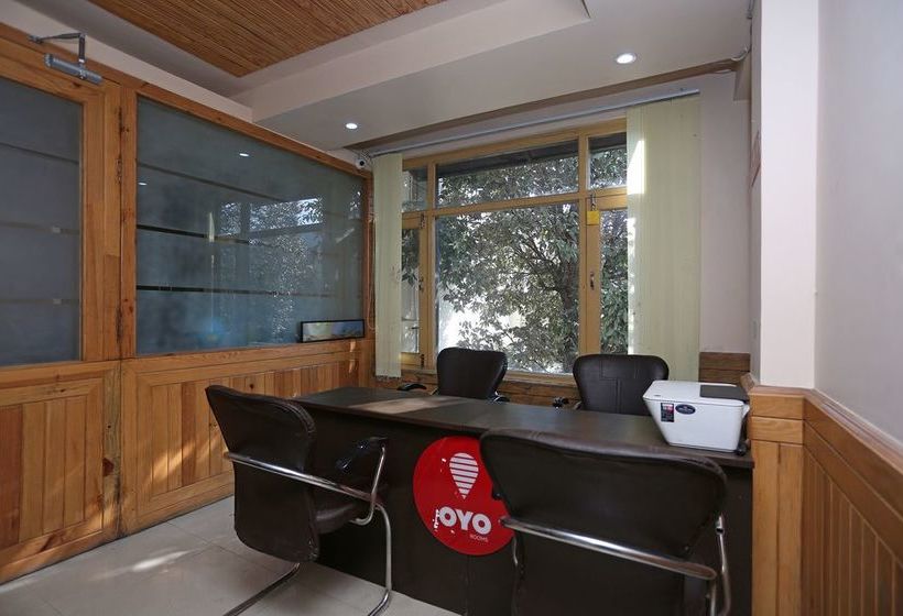 Oyo 10216 Hotel Uk Retreat 2