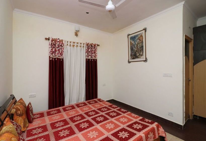 Oyo 10315 Home 4bhk Cottage Sattal 12