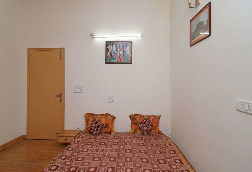 Oyo 10315 Home 4bhk Cottage Sattal 8