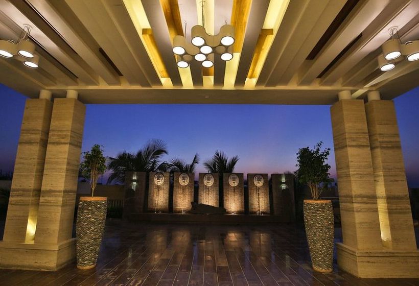 Resort Club Mahindra Dwarka 9