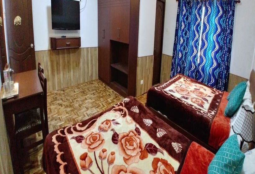 Hotel Kevin's Bear Shola Residency 3