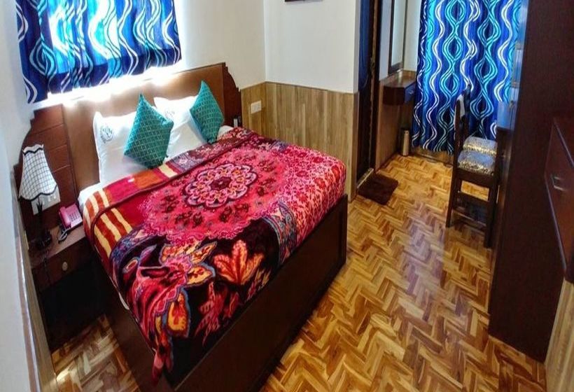 Hotel Kevin's Bear Shola Residency 6