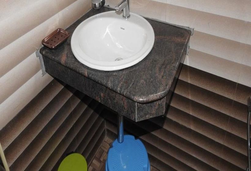 Hotel Kevin's Bear Shola Residency 9