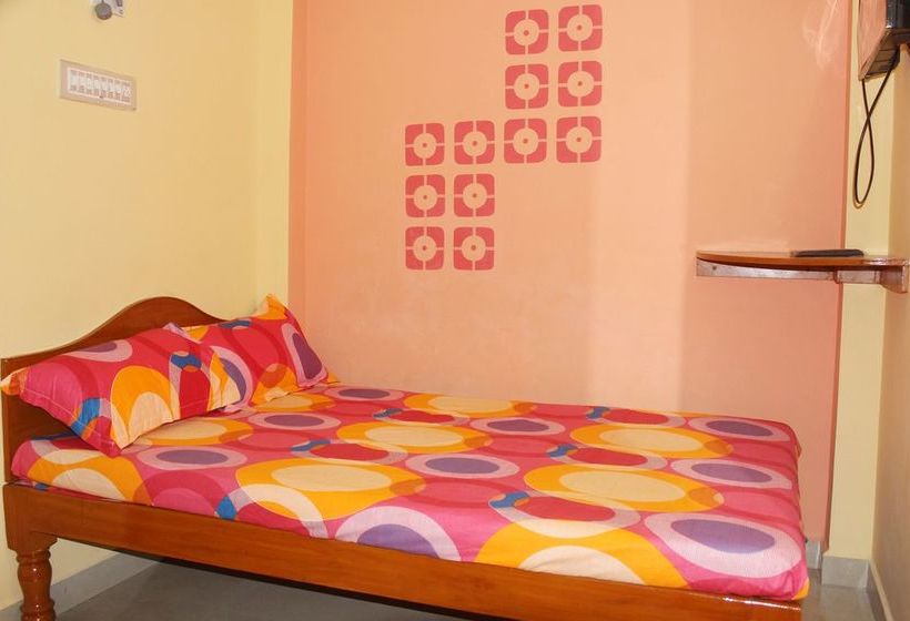 Hotel Sai Murugan Lodge 7