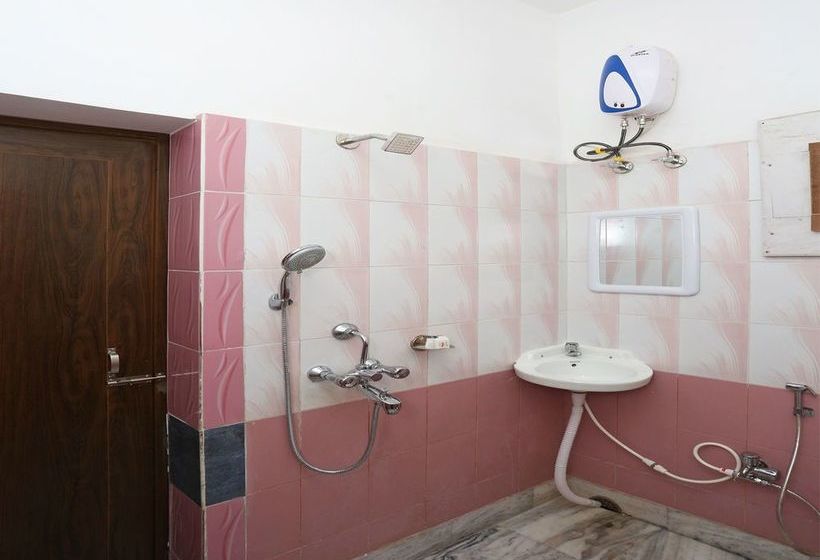 Hotel Oyo 10512 Toshani Palace 15