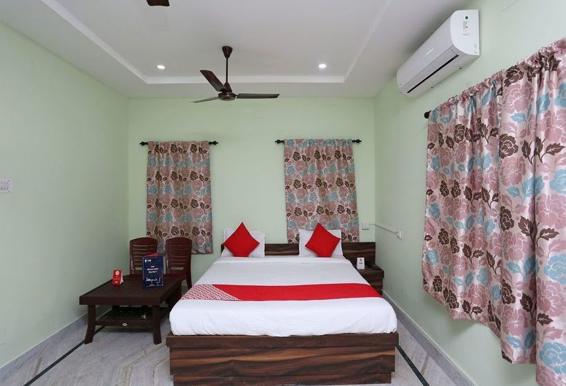 Hotel Oyo 10512 Toshani Palace 4