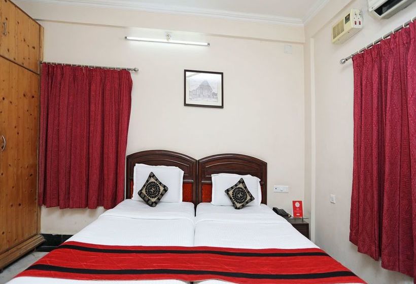 Hotel Rs Corporate Guest House 12