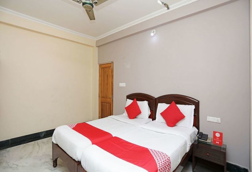 Hotel Rs Corporate Guest House 9